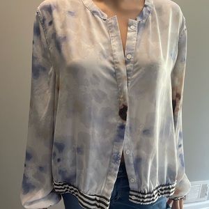 M by marled top